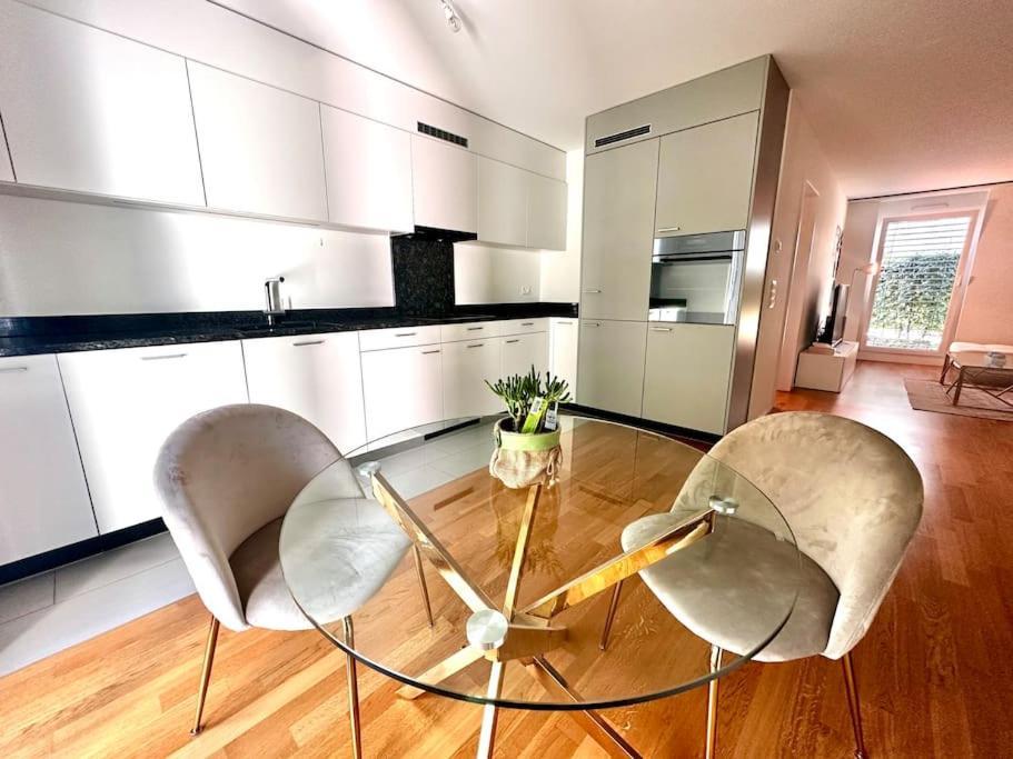 Moderne Wohnung Am Flughafen Opfikon-Glattbrugg 外观 照片